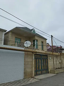 Satılır 6 otaqlı həyət evi 200 m² — Bakı 6 otaq 200.00 m²