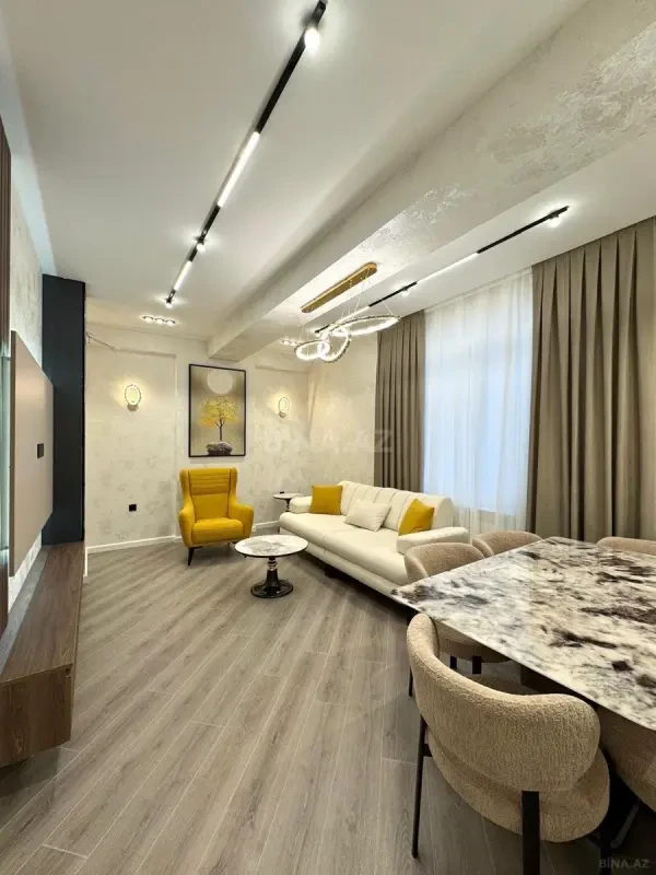 Satılır 3 otaqlı mənzil 91 m²