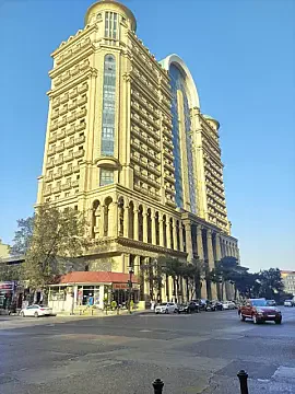 Kirayə verilir 4 otaqlı mənzil 175 m² — Bakı 4 otaq 175.00 m²