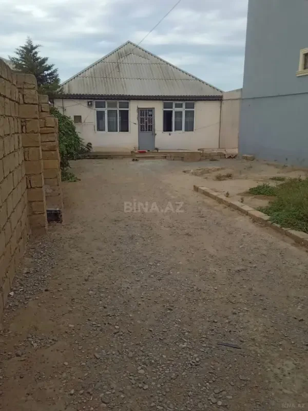 Kirayə verilir 4 otaqlı həyət evi 120 m²