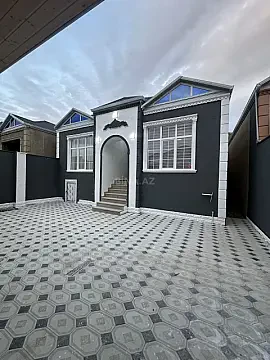 Satılır 4 otaqlı həyət evi 110 m² — Bakı 4 otaq 110.00 m²