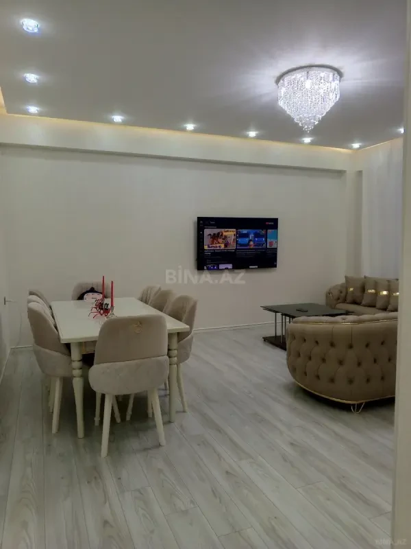 Satılır 3 otaqlı mənzil 108 m²