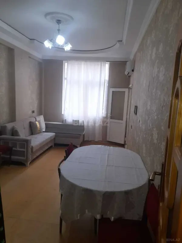Kirayə verilir 2 otaqlı mənzil 50 m²