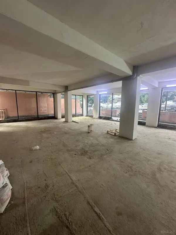 Kirayə verilir obyekt 325 m²