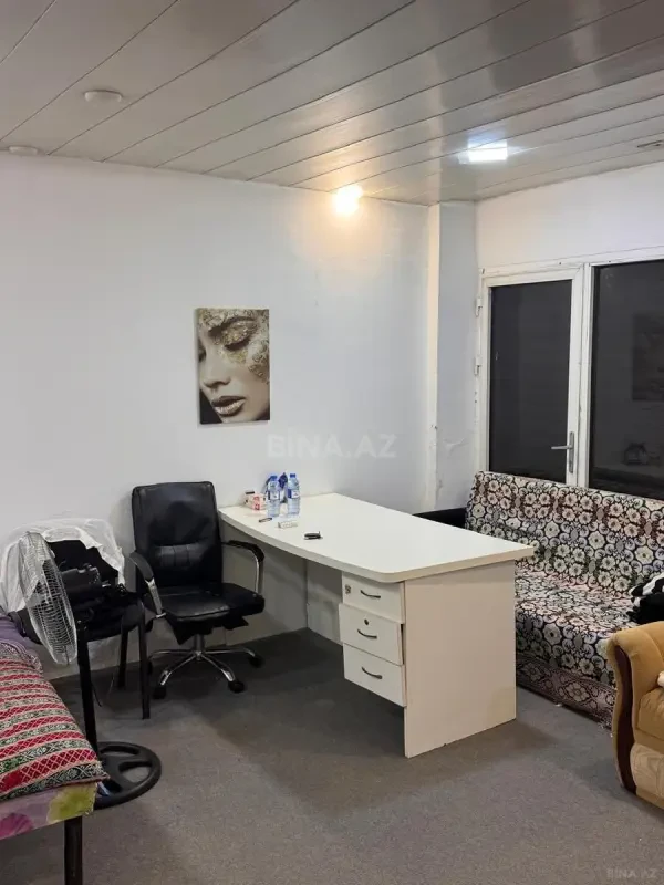 Kirayə verilir 1 otaqlı mənzil 60 m²
