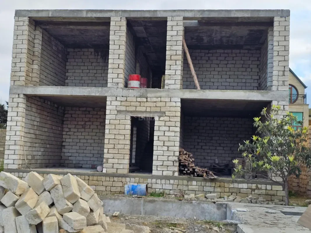 Satılır həyət evi 150 m²