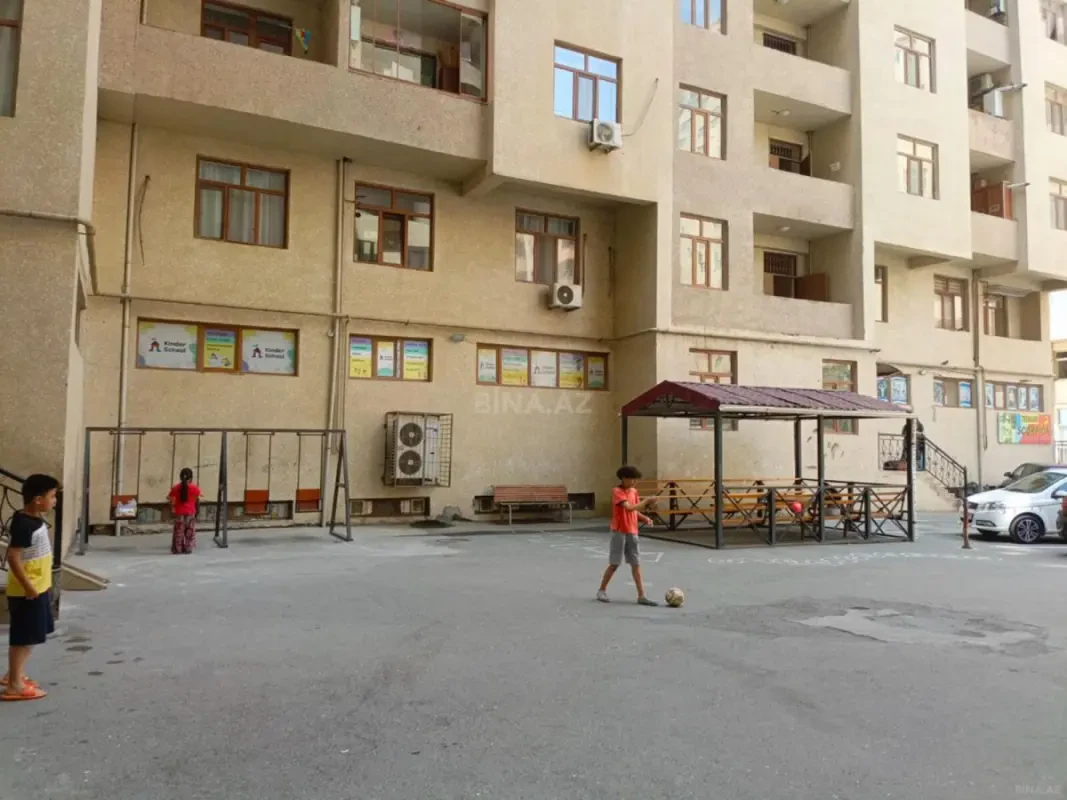 Satılır 3 otaqlı mənzil 120 m²