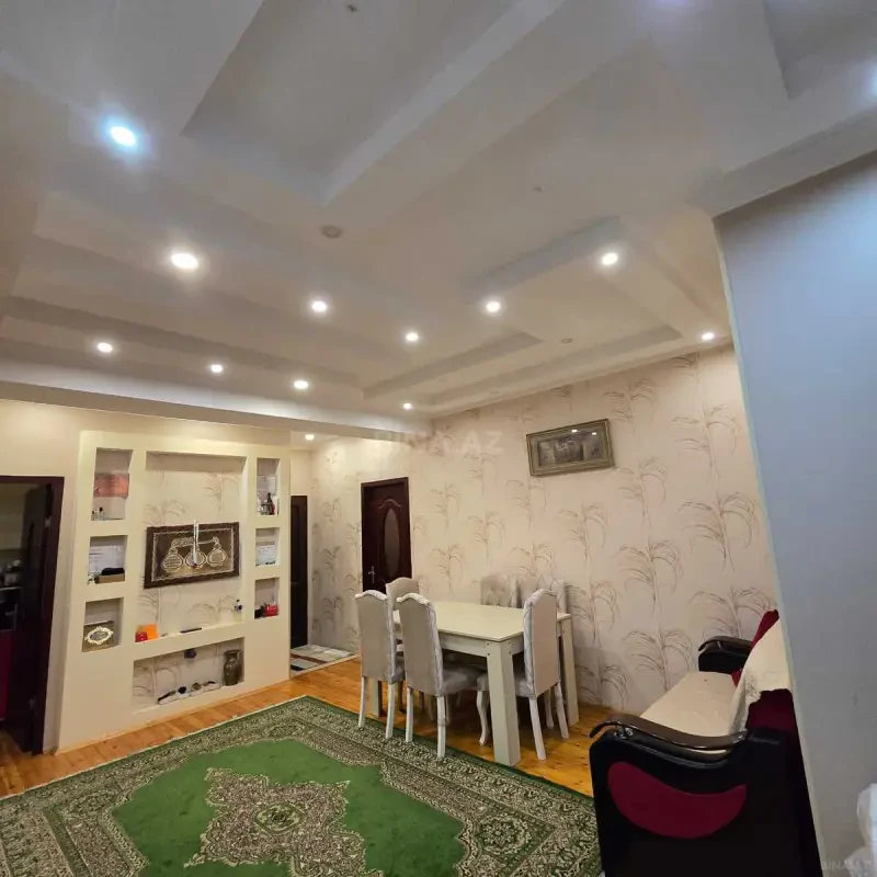 Satılır 3 otaqlı mənzil 125 m²