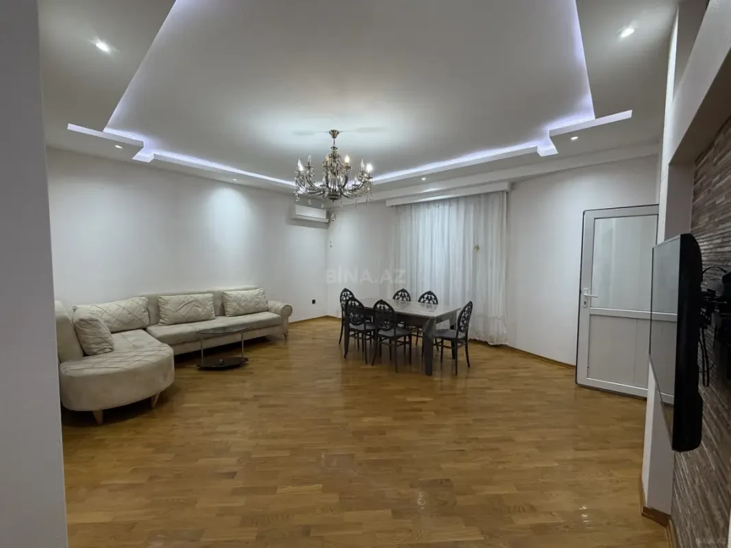 Kirayə verilir 2 otaqlı mənzil 62 m²