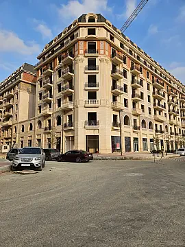 Satılır obyekt 218 m² — Bakı 218.00 m²