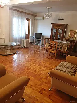 Satılır 4 otaqlı mənzil 110 m² — Bakı 4 otaq 110.00 m²