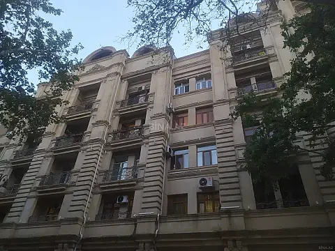 Satılır 2 otaqlı mənzil 45 m² — Bakı, Sahil qəs. 2 otaq 45.00 m²
