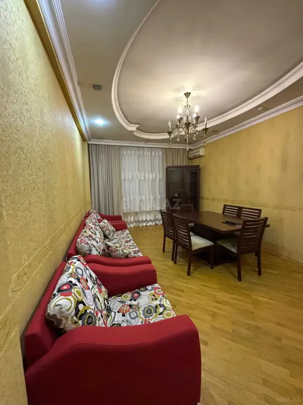 Kirayə verilir 3 otaqlı mənzil 91 m²