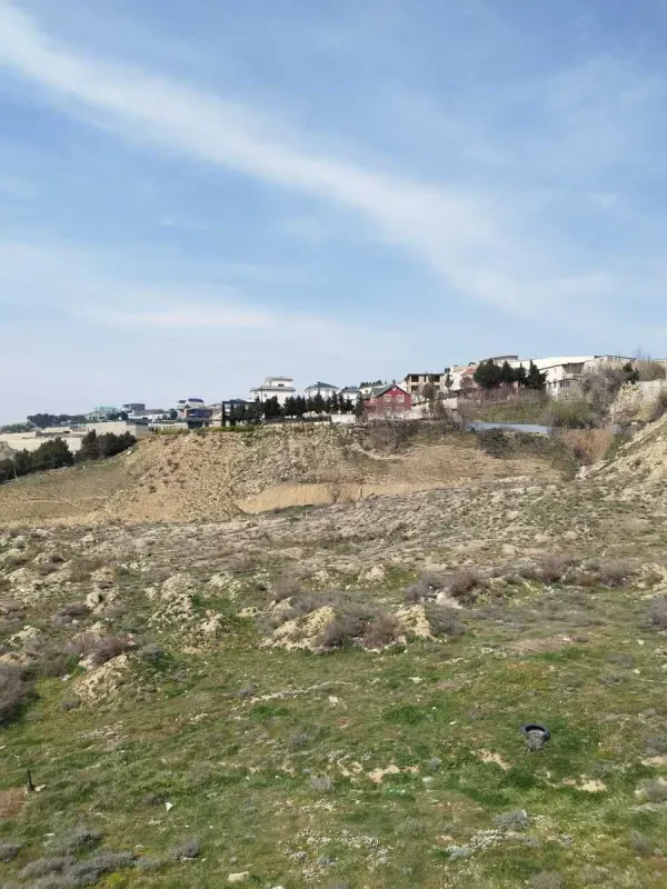 Satılır torpaq sahəsi 12 m²