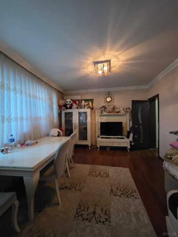 Kirayə verilir 3 otaqlı mənzil 86 m²