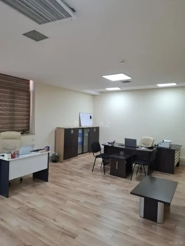 Kirayə verilir 1 otaqlı ofis 45 m²