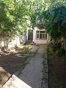 Satılır 2 otaqlı həyət evi 55 m² — Bakı, M.Ə.Rəsulzadə qəs. 2 otaq 55.00 m²