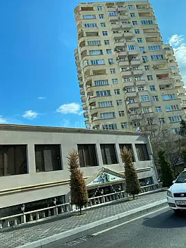 Kirayə verilir 2 otaqlı mənzil 75 m² — Bakı 2 otaq 75.00 m²