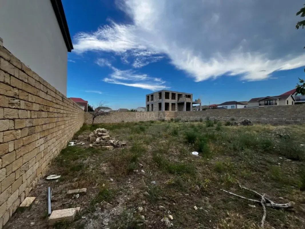 Satılır torpaq sahəsi 10 m²