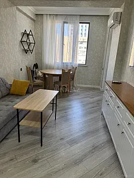 Kirayə verilir 3 otaqlı mənzil 75 m² — Bakı 3 otaq 75.00 m²