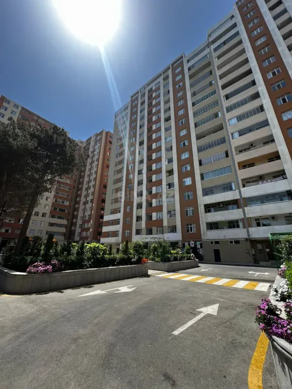 Satılır 2 otaqlı mənzil 75 m²