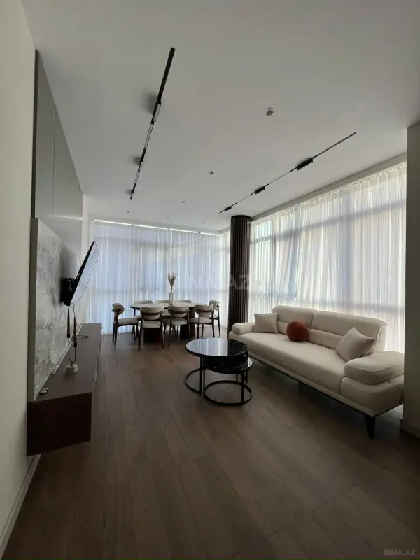 Kirayə verilir 3 otaqlı mənzil 77 m²
