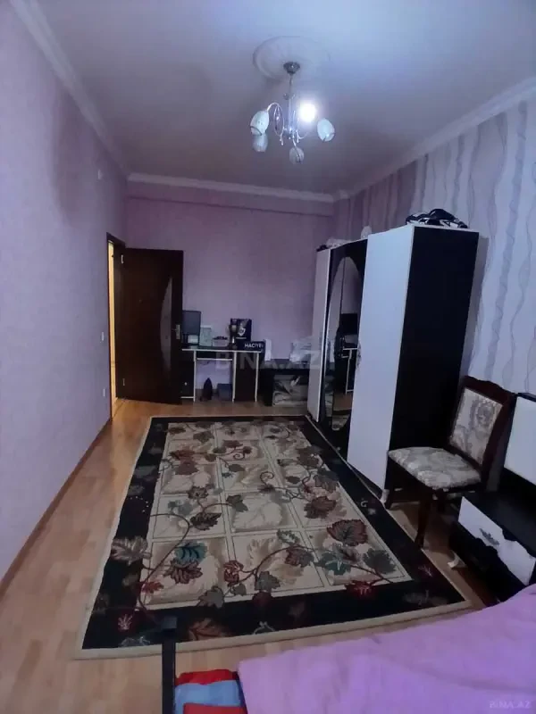 Satılır 3 otaqlı mənzil 85.5 m²