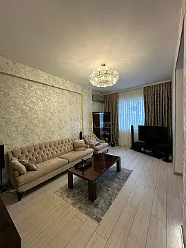 Satılır 2 otaqlı mənzil 60 m² — Bakı, Bakıxanov 2 otaq 60.00 m²