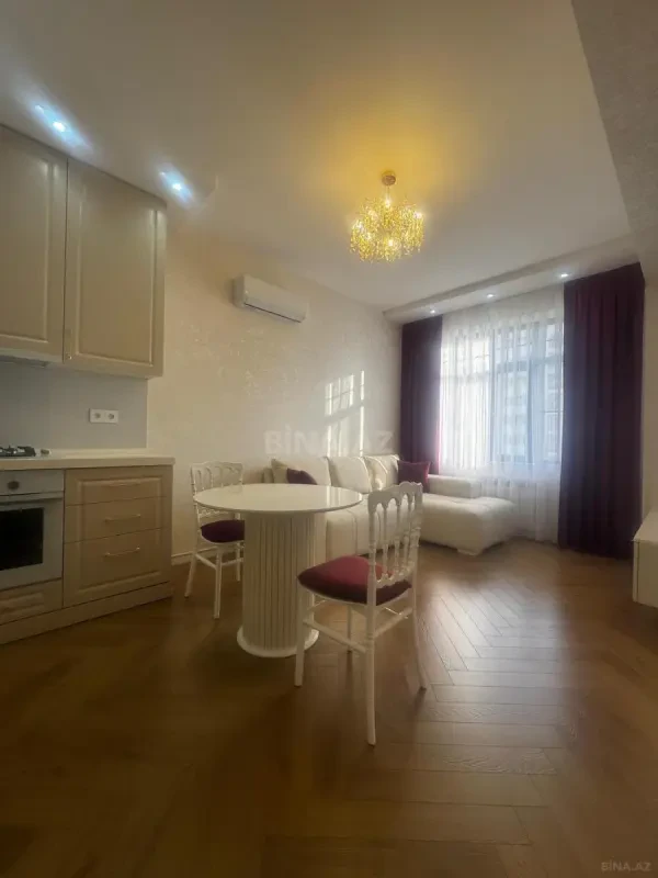 Satılır 2 otaqlı mənzil 44 m²