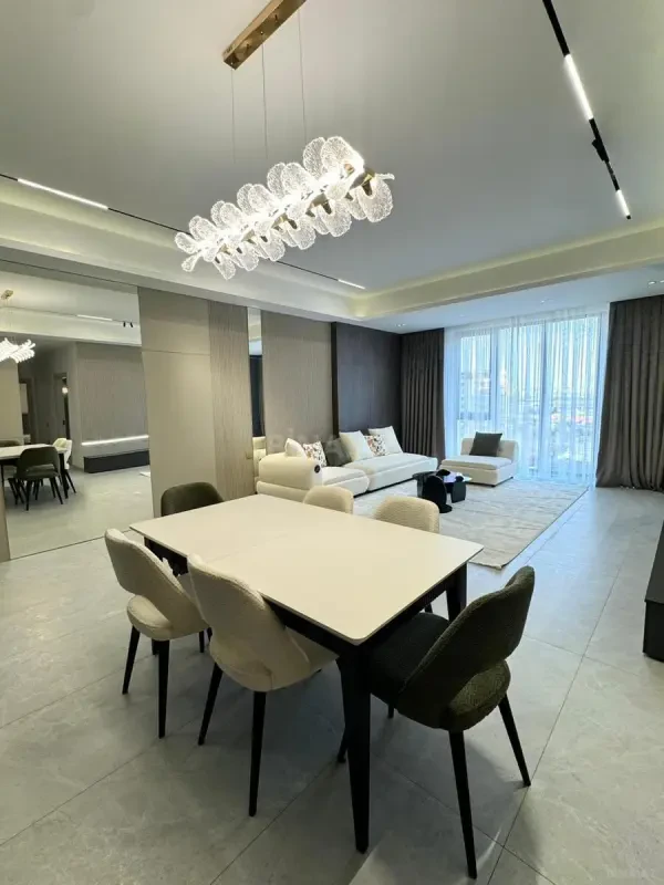 Kirayə verilir 3 otaqlı mənzil 110 m²