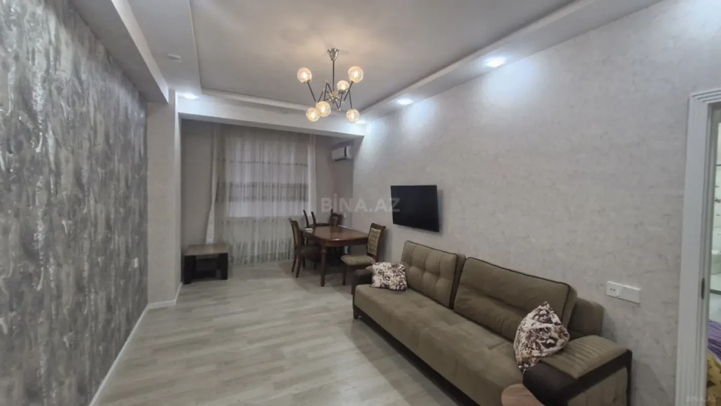 Kirayə verilir 2 otaqlı mənzil 63 m²