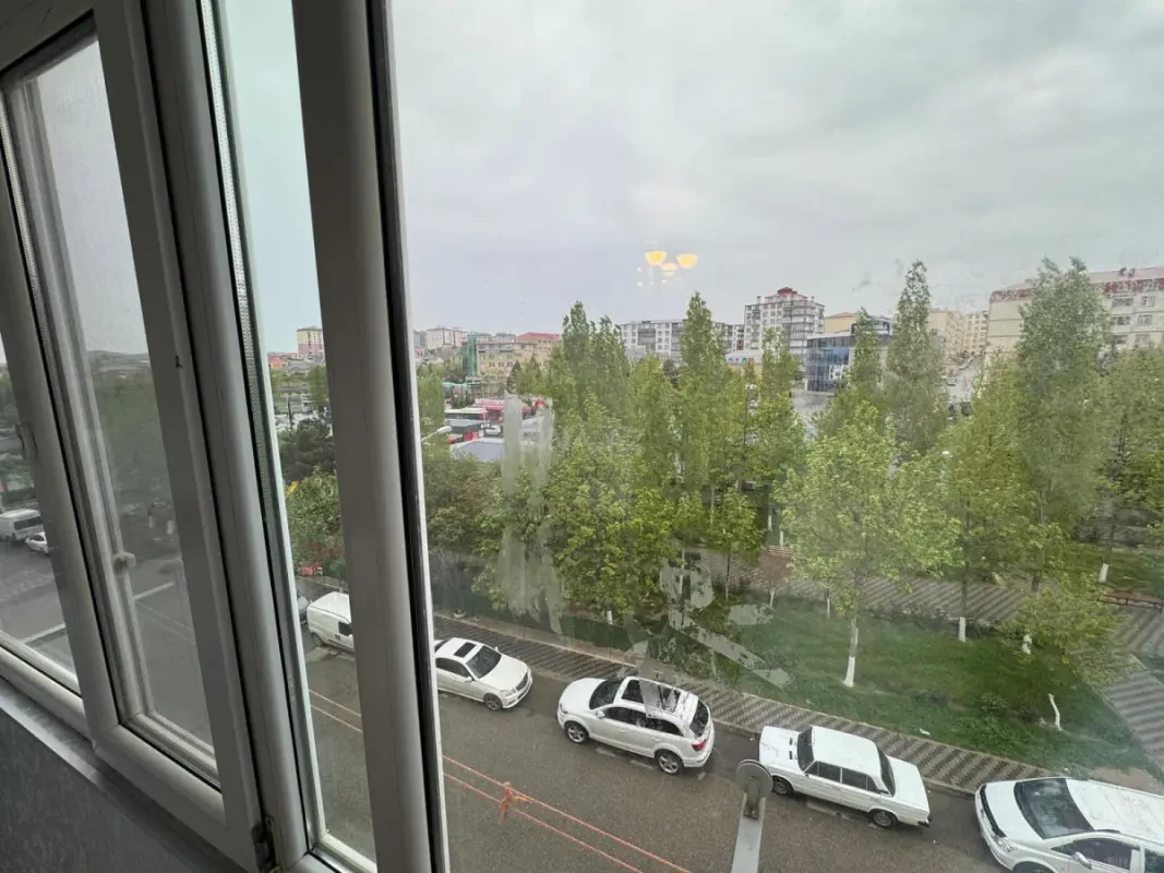 Satılır 3 otaqlı mənzil 42 m²