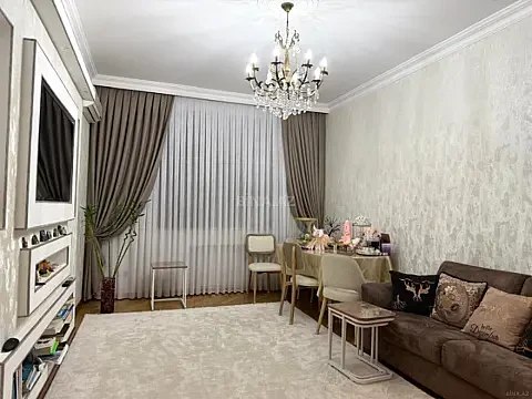 Kirayə verilir 2 otaqlı mənzil 80 m² — Bakı 2 otaq 80.00 m²