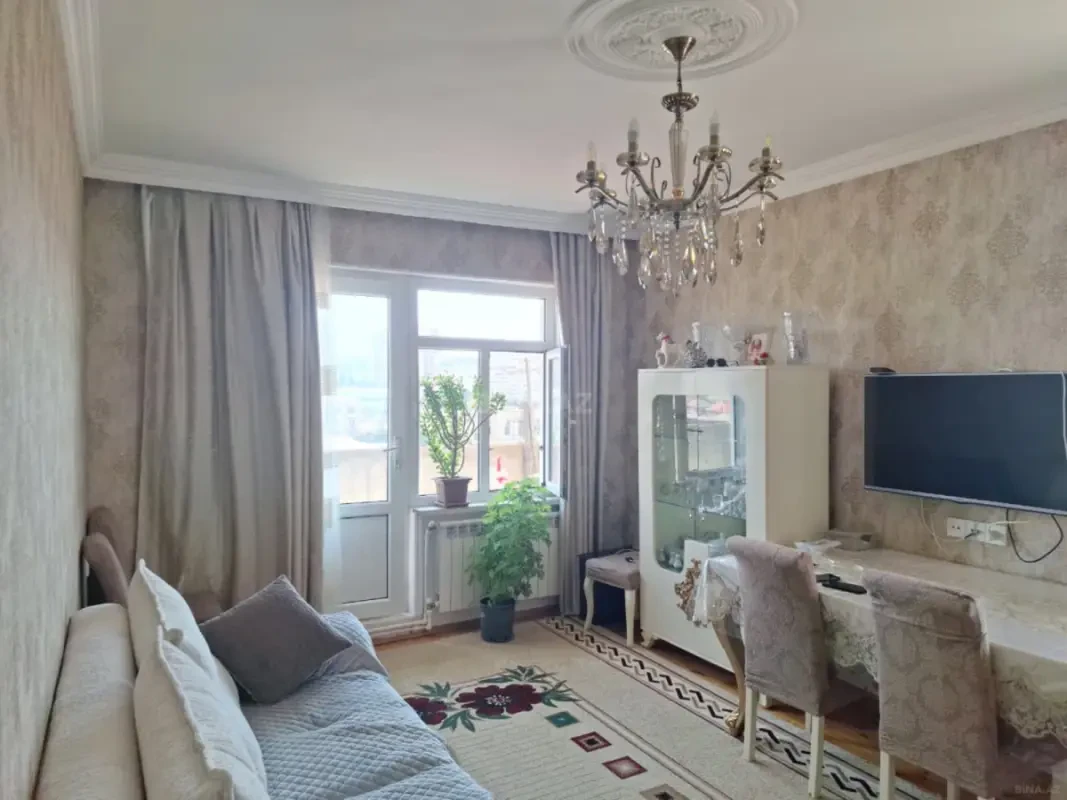 Satılır 2 otaqlı mənzil 65 m²