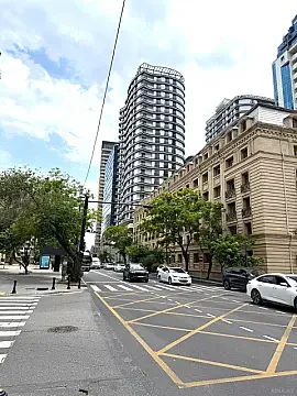 Satılır 3 otaqlı mənzil 122 m² — Bakı 3 otaq 122.00 m²