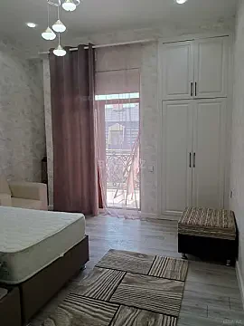 Kirayə verilir 3 otaqlı mənzil 142 m² — Bakı 3 otaq 142.00 m²