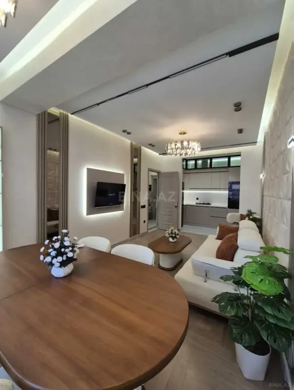 Kirayə verilir 12 otaqlı mənzil 70 m²