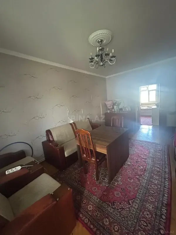 Kirayə verilir 2 otaqlı mənzil 50 m²