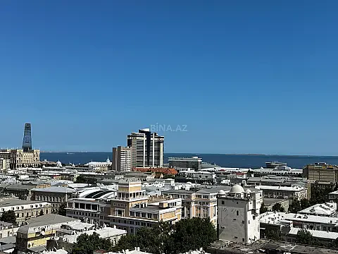 Satılır 4 otaqlı mənzil 265 m² — Bakı, Sahil qəs. 4 otaq 265.00 m²