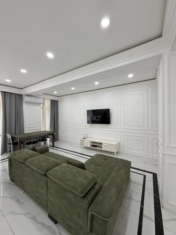Kirayə verilir 3 otaqlı mənzil 115 m²