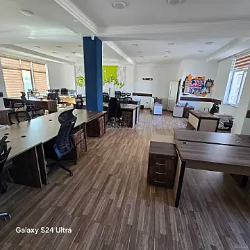 Kirayə verilir 15 otaqlı ofis 1400 m² — Bakı, Nərimanov 15 otaq 1400.00 m²