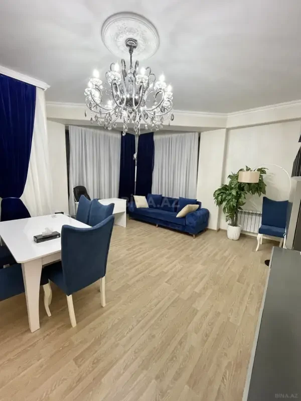 Kirayə verilir 2 otaqlı mənzil 100 m²