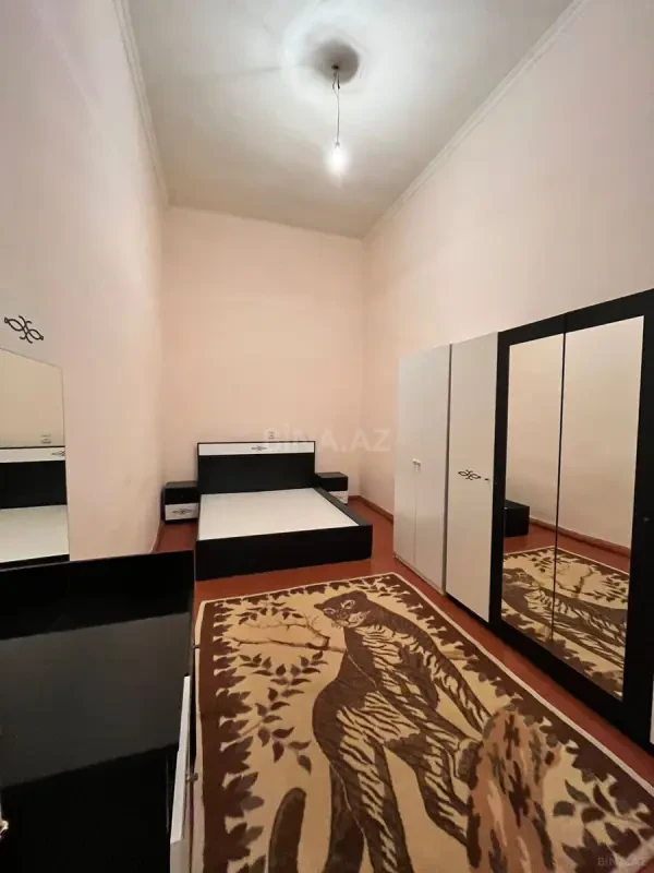 Kirayə verilir 2 otaqlı həyət evi 82 m²
