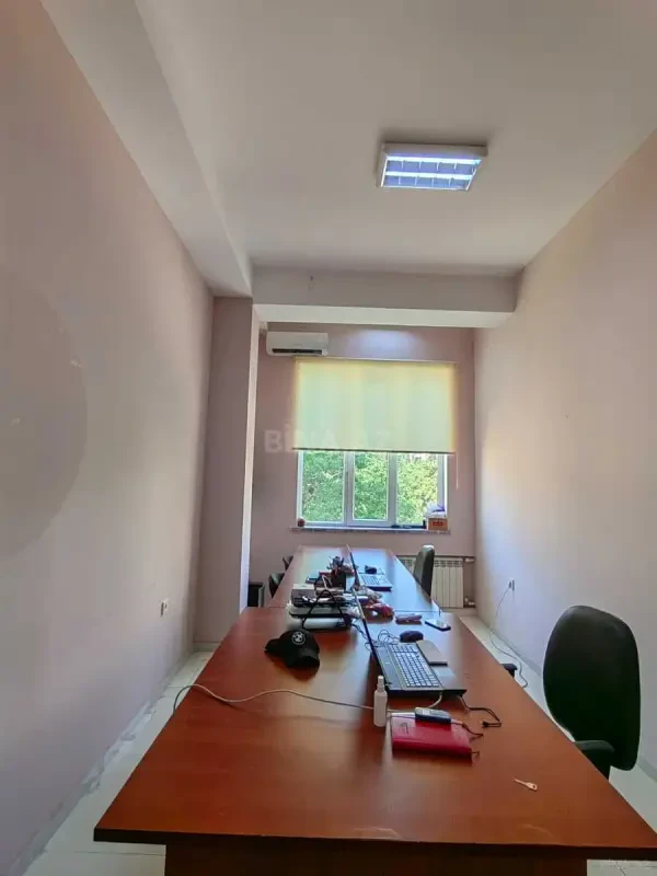 Kirayə verilir 1 otaqlı ofis 20 m²