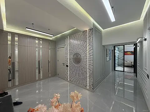 Satılır 3 otaqlı mənzil 140 m² — Bakı 3 otaq 140.00 m²