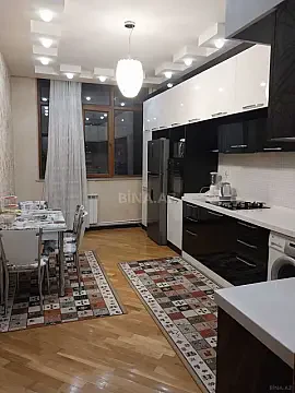 Kirayə verilir 3 otaqlı mənzil 150 m² — Bakı, Nəsimi 3 otaq 150.00 m²
