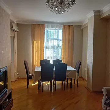 Kirayə verilir 3 otaqlı mənzil 90 m² — Bakı, İnşaatçılar 3 otaq 90.00 m²