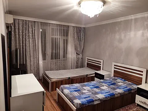 Kirayə verilir 1 otaqlı mənzil 45 m² — Bakı 1 otaq 45.00 m²