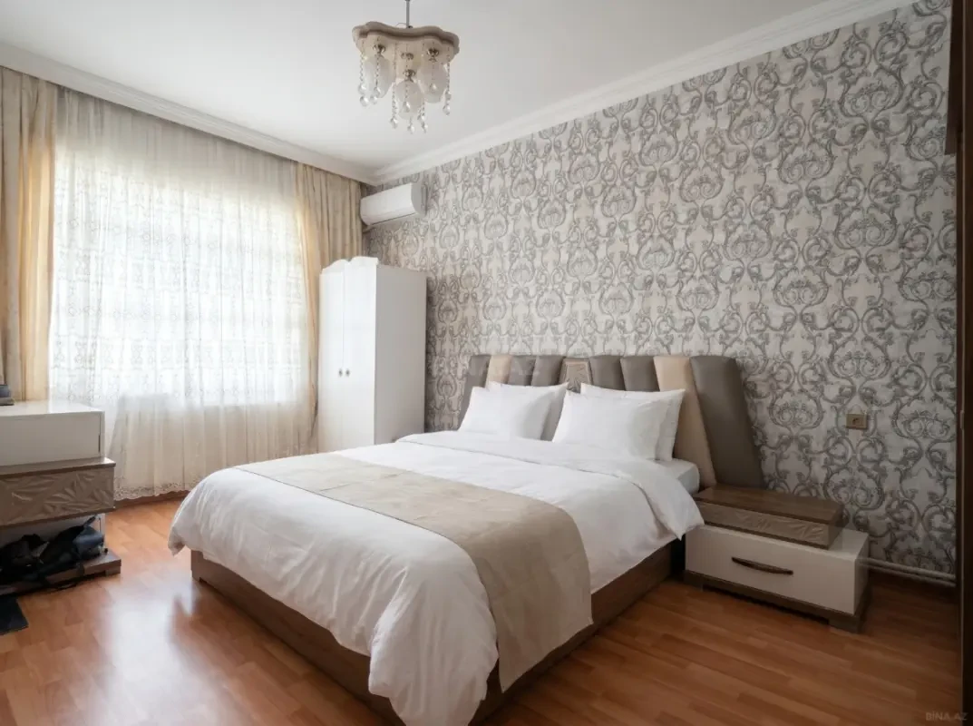 Satılır 4 otaqlı mənzil 95 m²