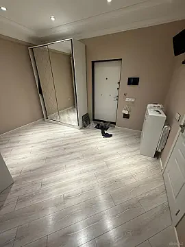 Satılır 2 otaqlı mənzil 77 m² — Bakı, İnşaatçılar 2 otaq 77.00 m²